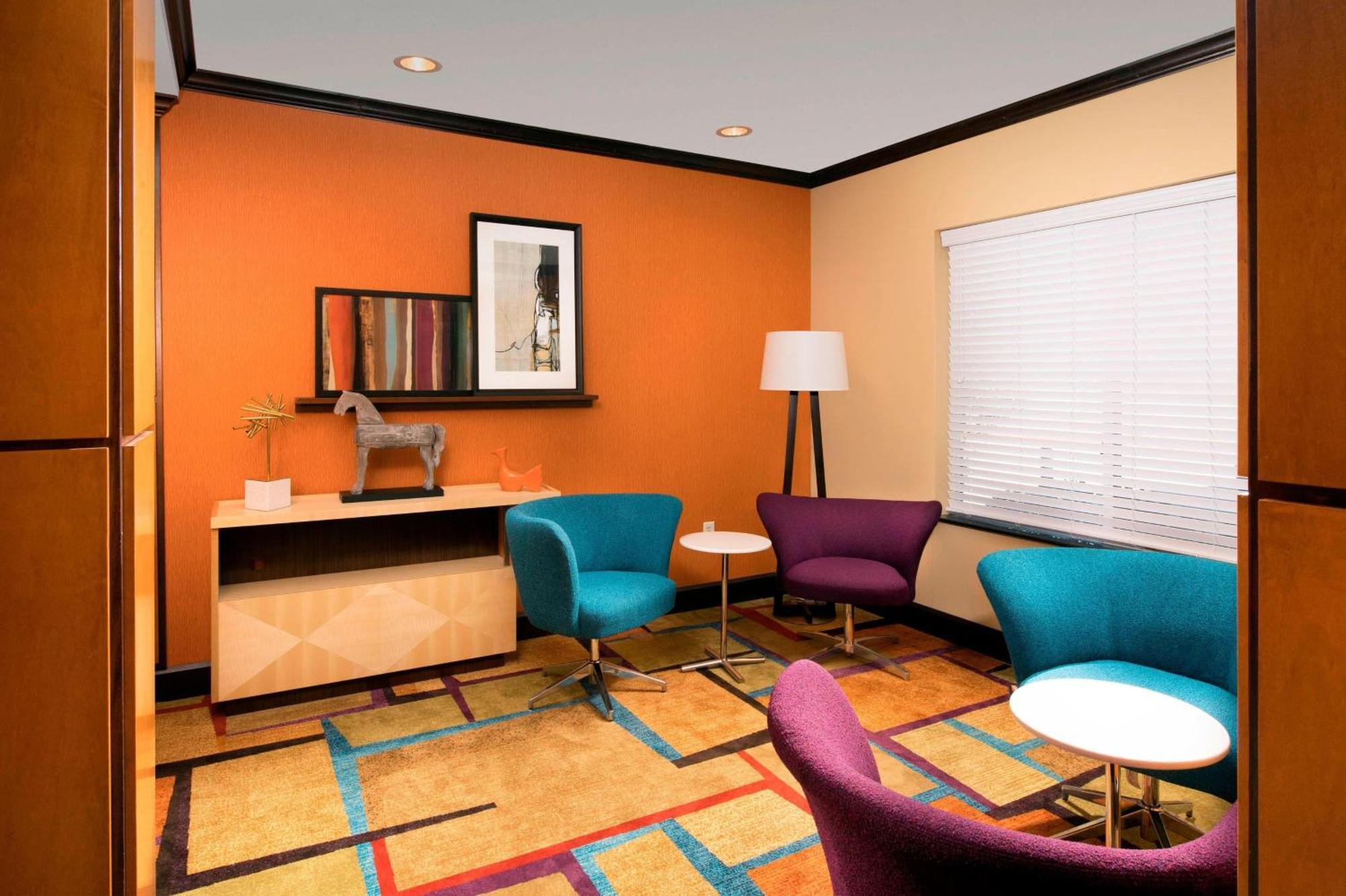 Fairfield Inn & Suites וות'רפורד מראה חיצוני תמונה