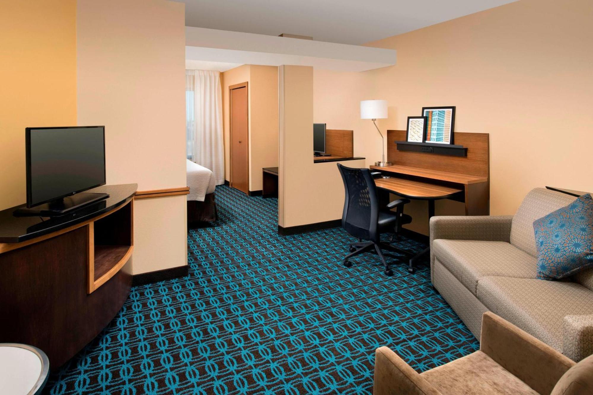 Fairfield Inn & Suites וות'רפורד מראה חיצוני תמונה