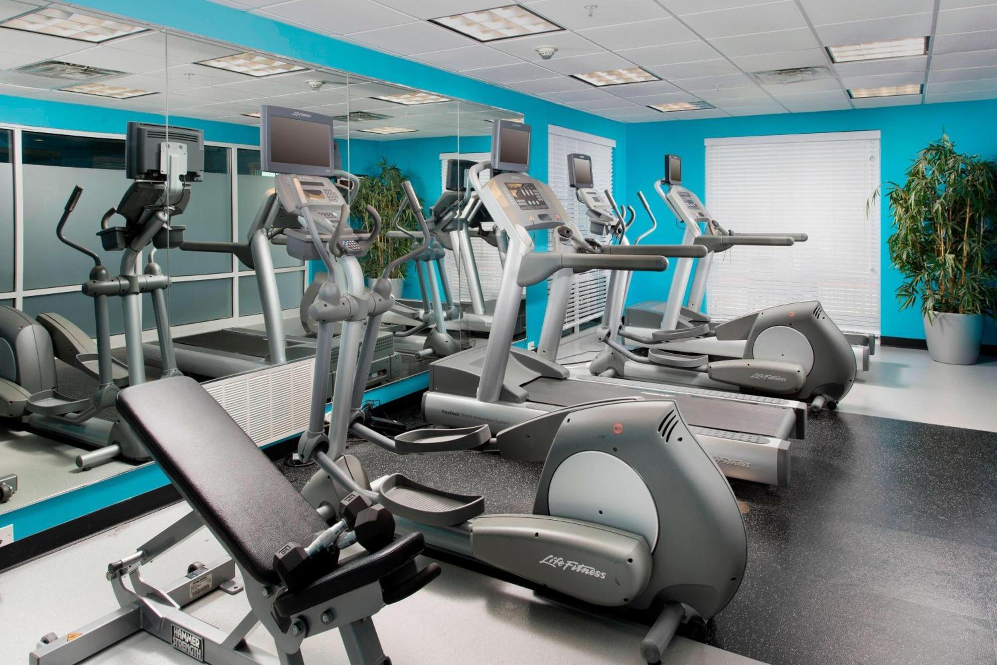 Fairfield Inn & Suites וות'רפורד מראה חיצוני תמונה